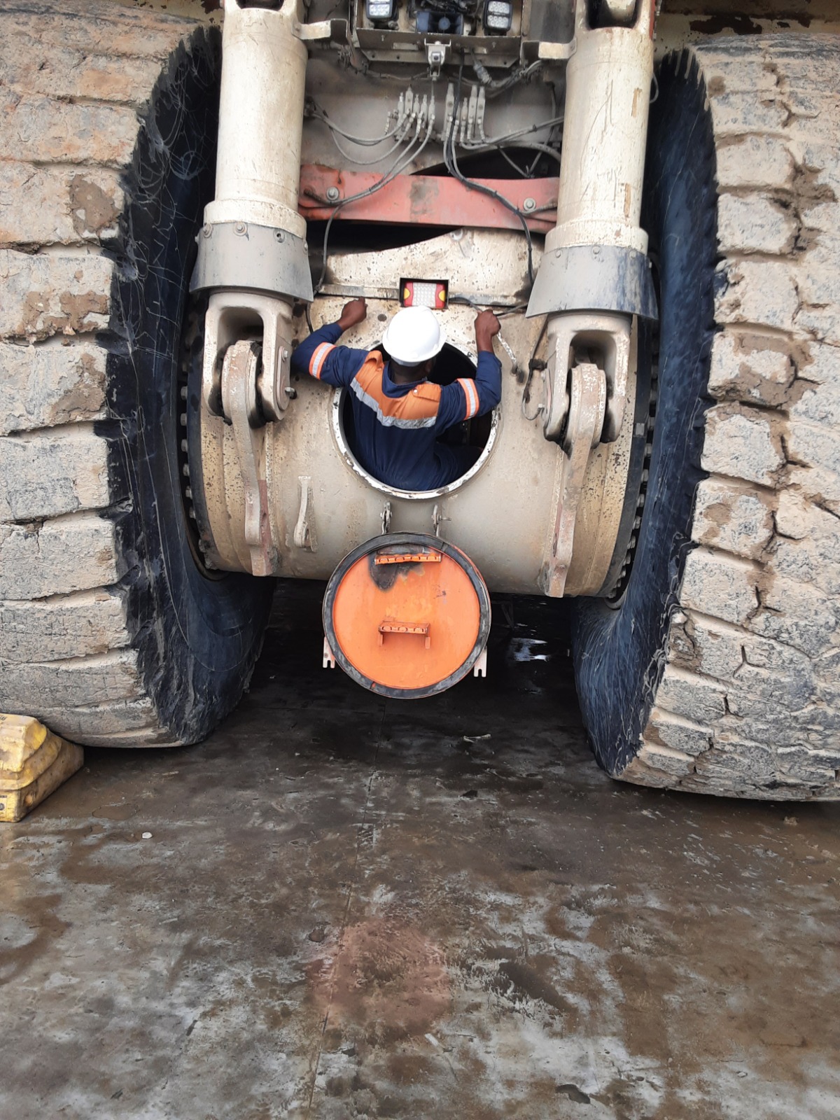 Heavy equipment maintenance